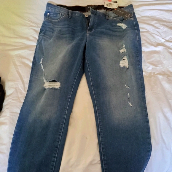 BNWT, size 20R